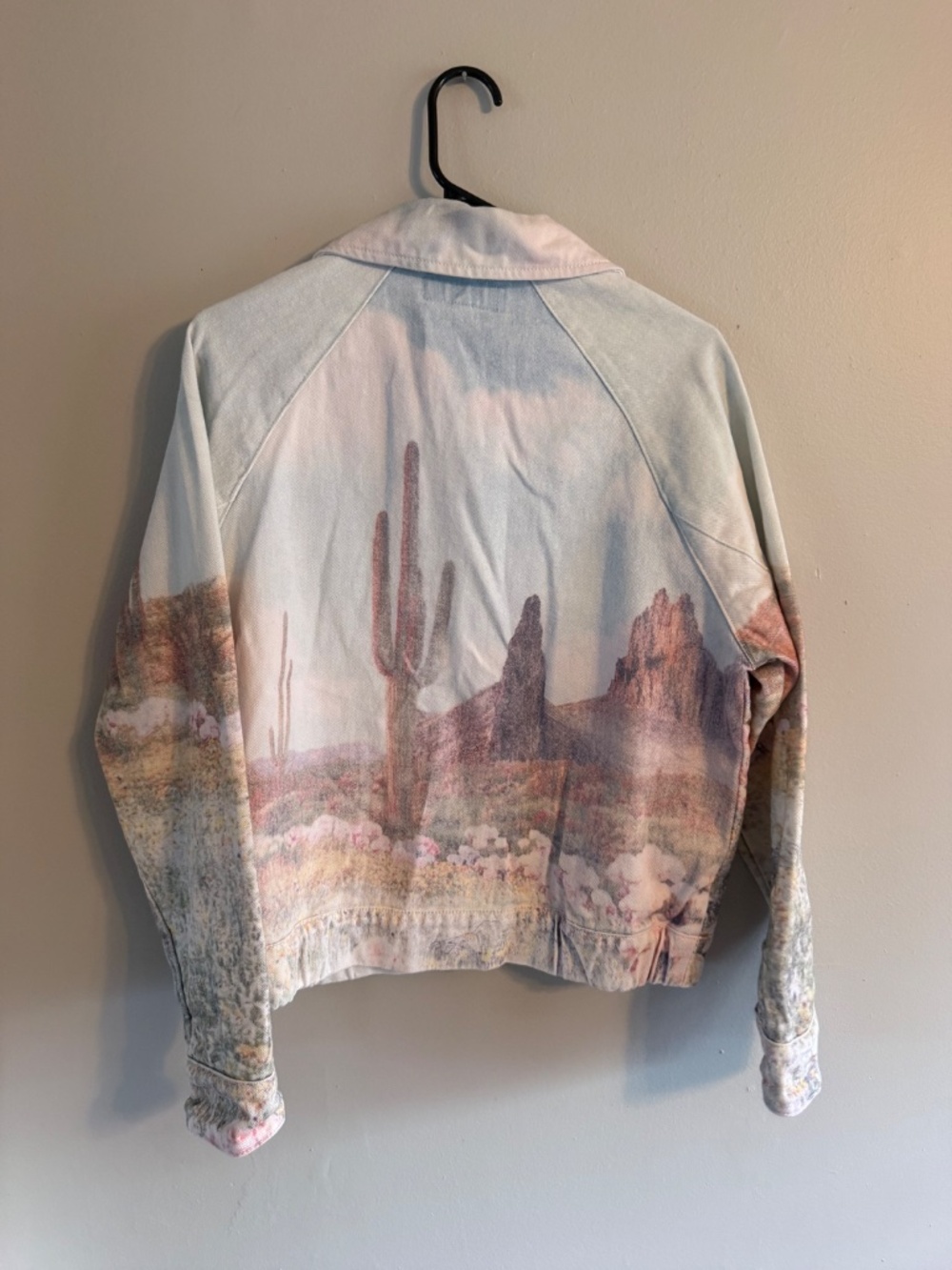 Jean jacket - Picture 2 of 2